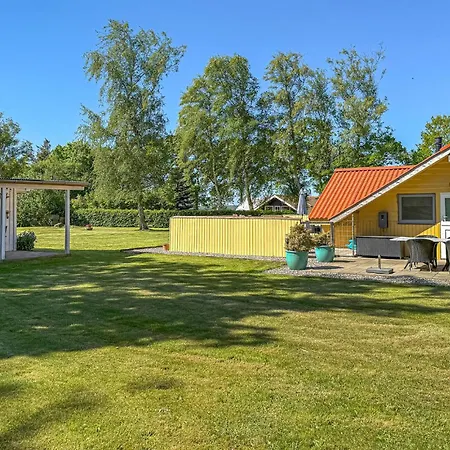 Stunning In Hadsund With Kitchen Σπίτι διακοπών